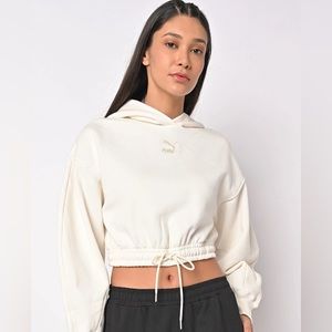 Puma Women’s Classic Cropped Hoodie - Size Medium